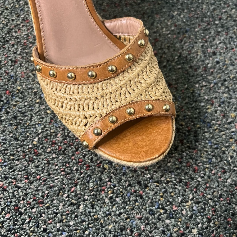 VINCE CAMUTO Neutral Brown & Cream Straw Open-Toe Stud Espadrilles Wedges Shoes - Picture 6 of 16